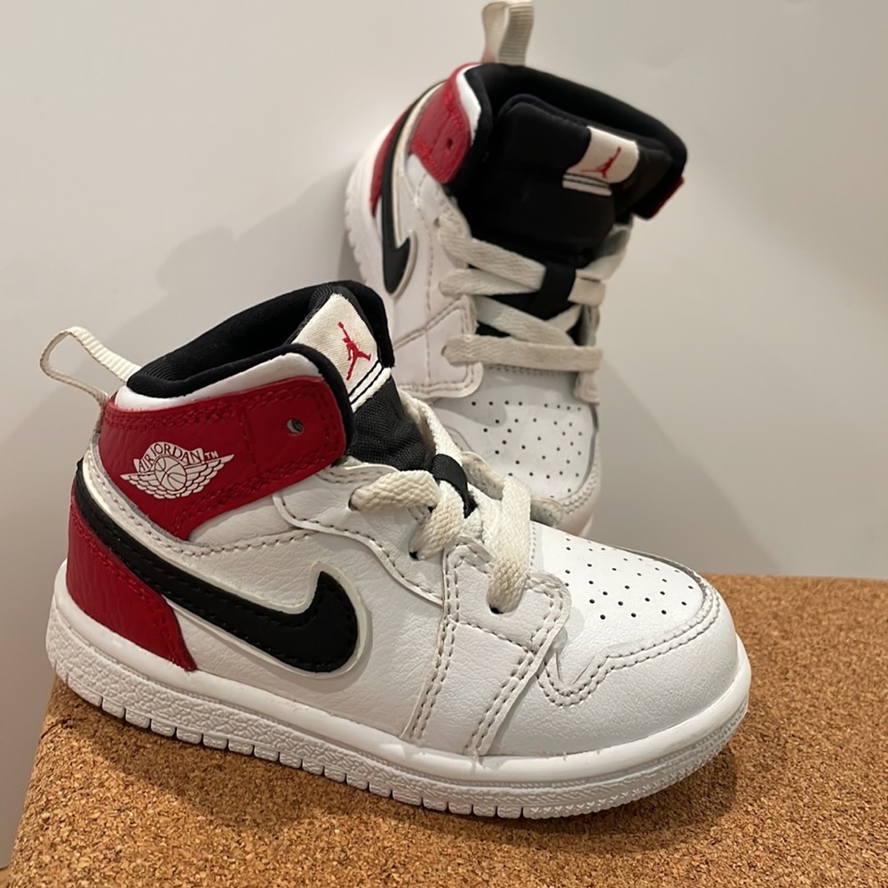Nike Air Jordan 1 Mid TD 'White Gym Red' Gym Red Black White (640735-116) 5C